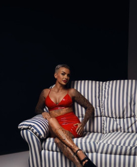 Nika_Top