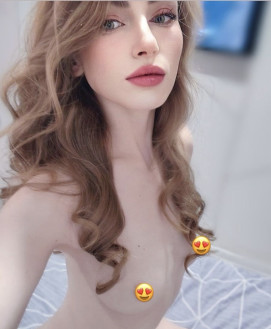 REGINA DeLux